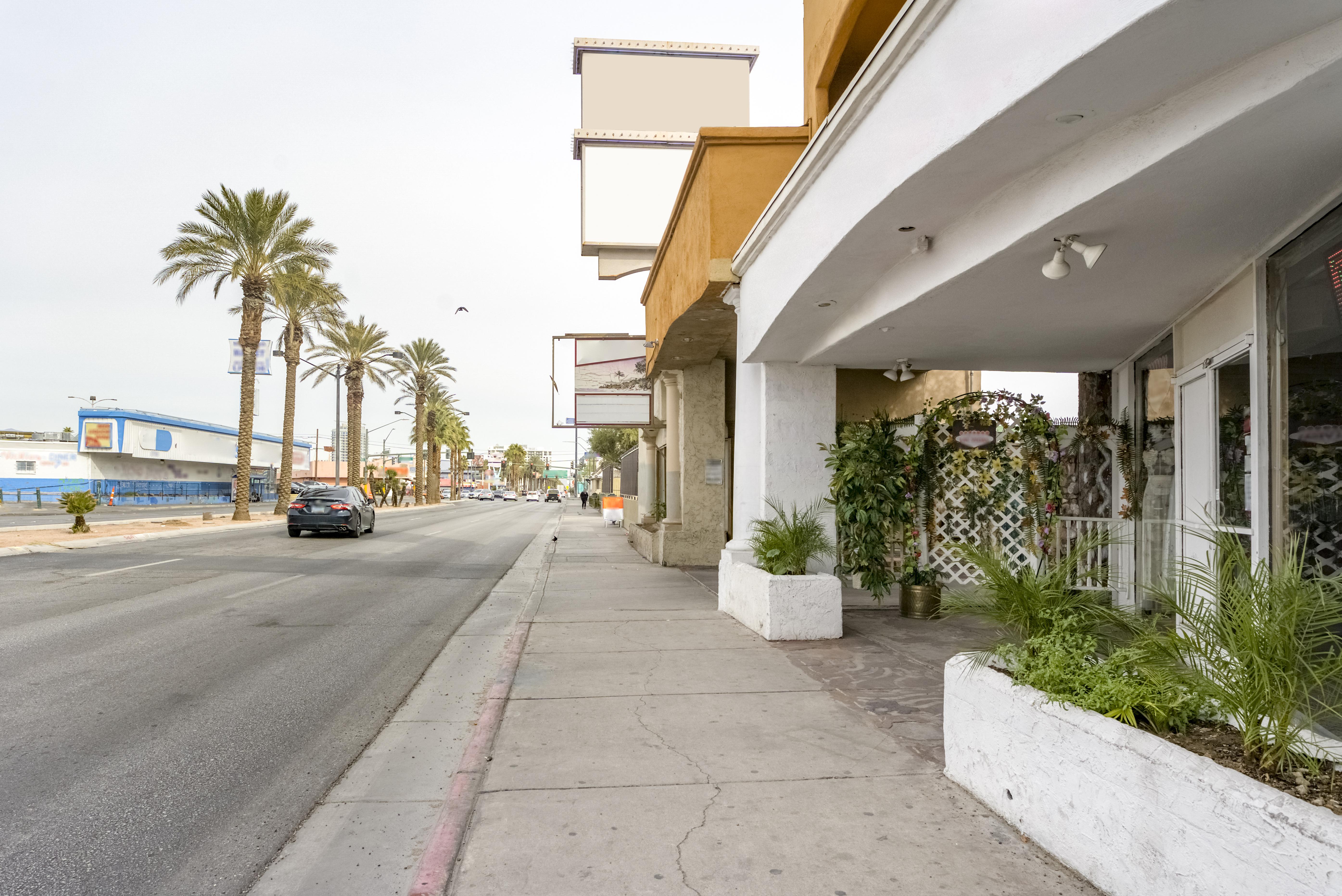 Oyo Oasis Motel Las Vegas I-15 Bagian luar foto