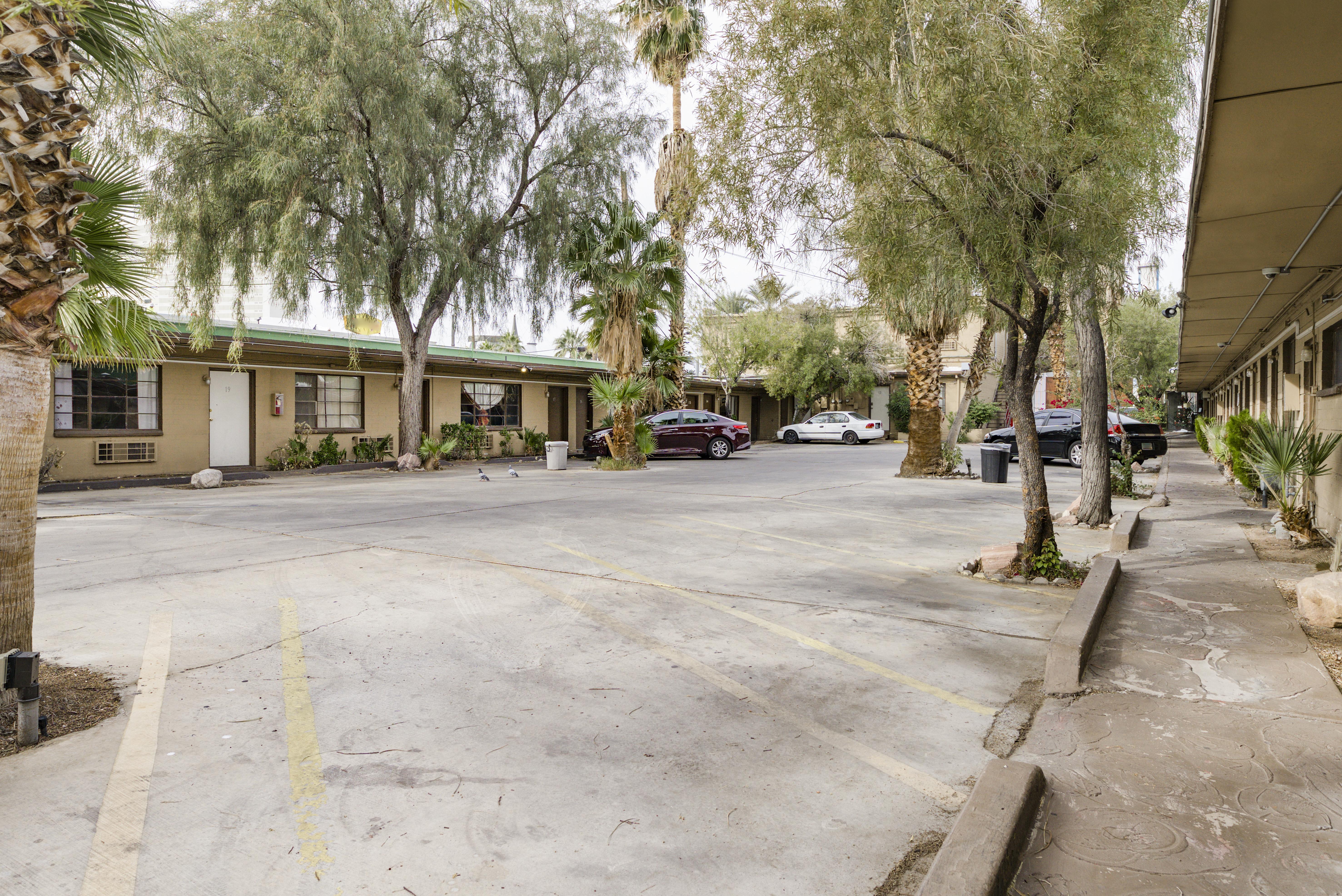 Oyo Oasis Motel Las Vegas I-15 Bagian luar foto